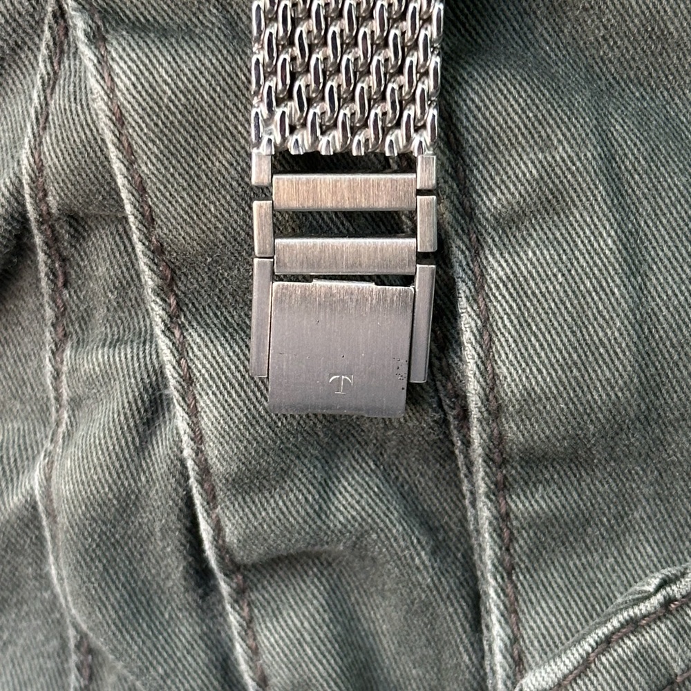 Vintage Tissot with Ombré Smoked Dial for Repair - Picture 3 of 5